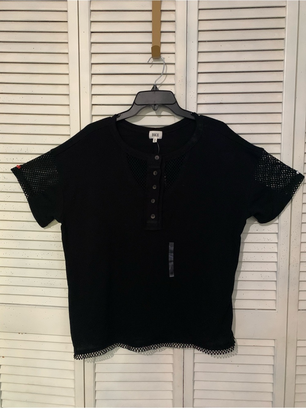 BKE Black Pullover Short Sleeve Top With Mesh Inserts Medium
